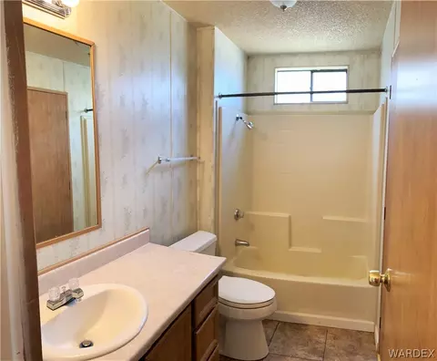 3024 E Suffock Ave, Kingman, AZ 86409 photo 10