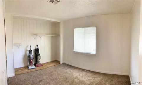 3024 E Suffock Ave, Kingman, AZ 86409 photo 9