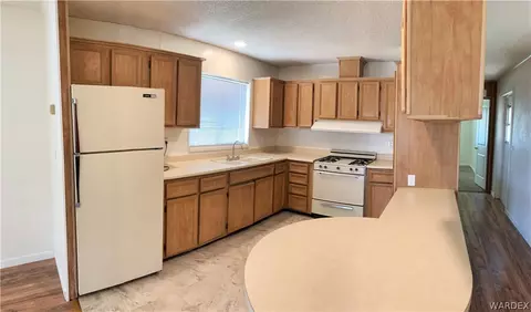 3024 E Suffock Ave, Kingman, AZ 86409 photo 8