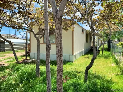 3024 E Suffock Ave, Kingman, AZ 86409 photo 2