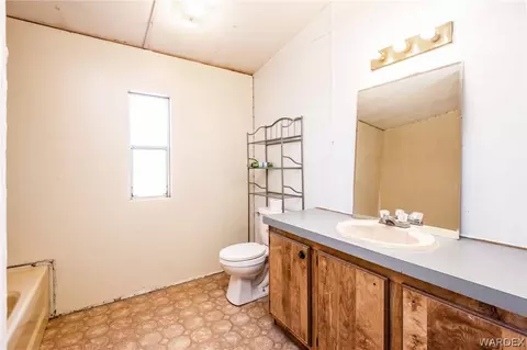 3649 E Diagonal Way, Kingman, AZ 86409 photo 7