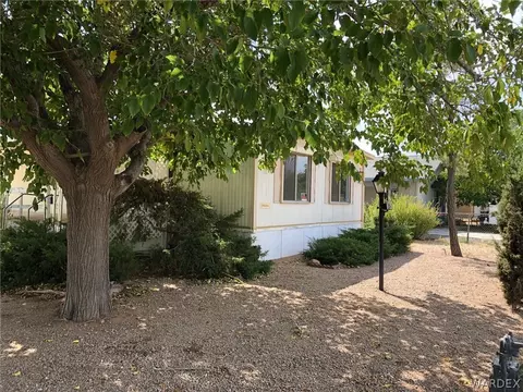 3194 E Ames Ave, Kingman, AZ 86409 photo 2