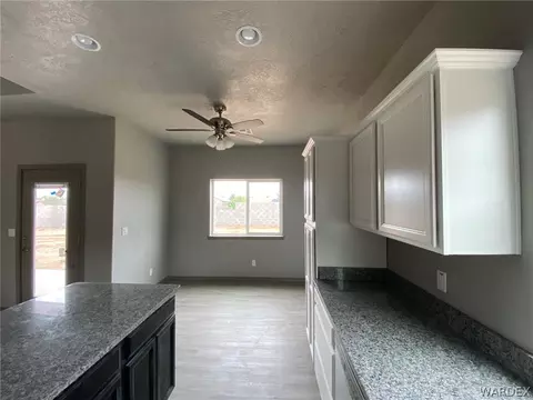 3288 E Cane Dr, Kingman, AZ 86409 photo 15