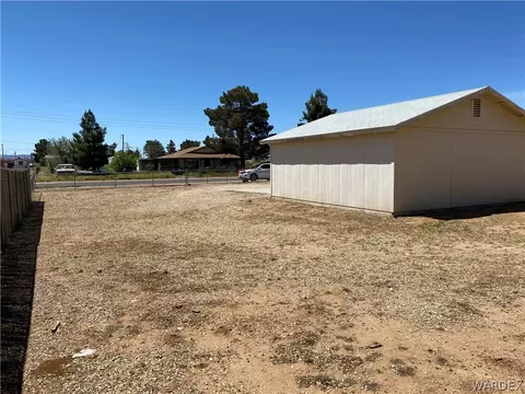 2935 E Devlin Ave, Kingman, AZ 86401 photo 10