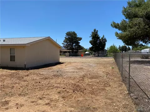 2935 E Devlin Ave, Kingman, AZ 86401 photo 8