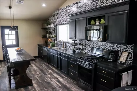 1395 Lillyhill Dr, Needles, CA 92363 photo 15