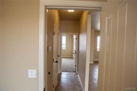 5286 Eagle View Ave, Kingman, AZ 86401 photo 3