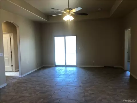 3910 E Suffock Ave, Kingman, AZ 86409 photo 3