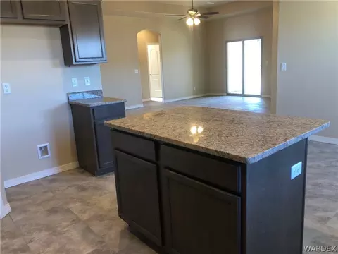 3910 E Suffock Ave, Kingman, AZ 86409 photo 8