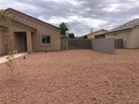 3914 E Suffock Ave, Kingman, AZ 86409 photo 2