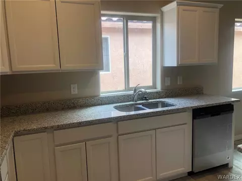 3914 E Suffock Ave, Kingman, AZ 86409 photo 8