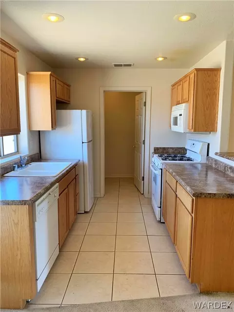 3981 E Potter Ave, Kingman, AZ 86409 photo 8