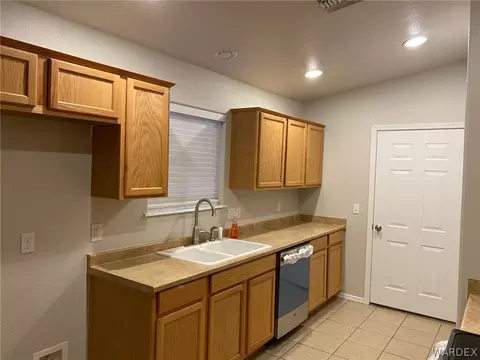 1530 E Suffock Ave, Kingman, AZ 86409 photo 5