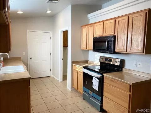 1530 E Suffock Ave, Kingman, AZ 86409 photo 4