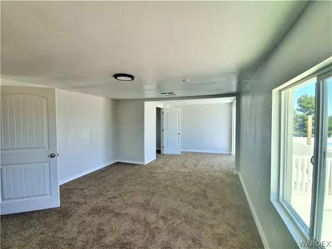 2380 E Ames Ave, Kingman, AZ 86409 photo 17