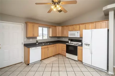 7736 E Old Mission Dr, Kingman, AZ 86401 photo 15