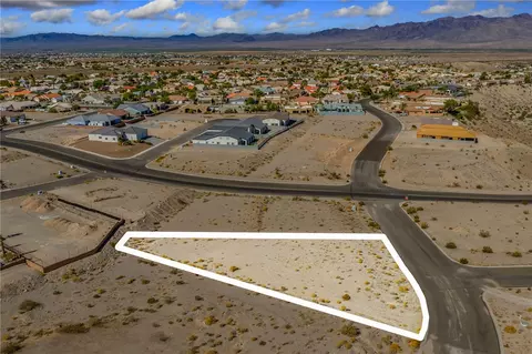 2386 Jo Ann Ave, Bullhead City, AZ 86442