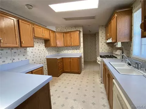 1381 E Ruby Way, Fort Mohave, AZ 86426 photo 7