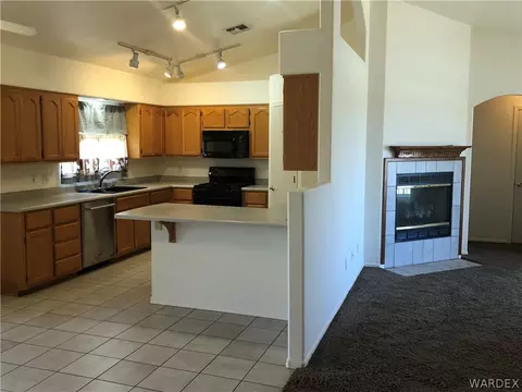 2107 E Mcvicar Ave, Kingman, AZ 86409 photo 16
