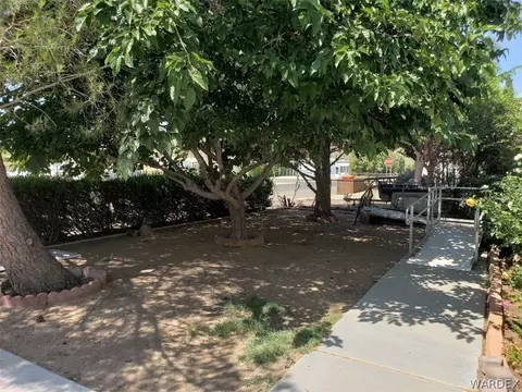 1425 E Devlin Ave, Kingman, AZ 86409 photo 4