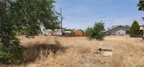 3105 E Mcvicar Ave, Kingman, AZ 86409 photo 3