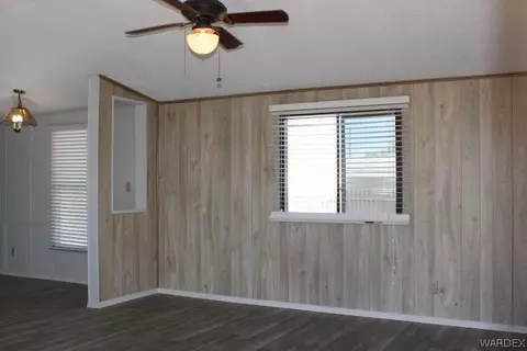 3574 E Canary Ln, Kingman, AZ 86409 photo 9