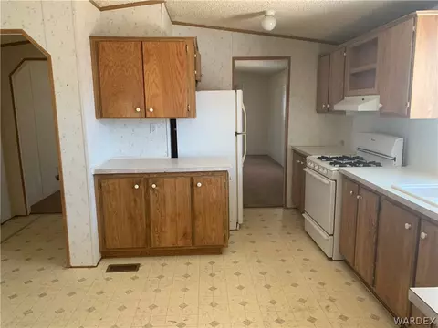 2760 E Northfield Ave, Kingman, AZ 86409 photo 13