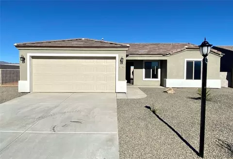 2765 E Luna Vis, Kingman, AZ 86409 photo 1