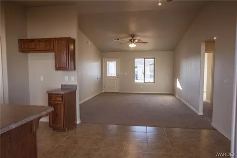 2725 E Luna Vis, Kingman, AZ 86409 photo 7