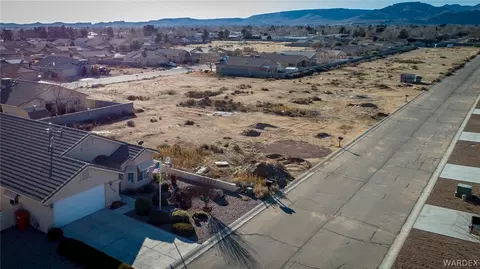 3369 E Rusty Spur Ave, Kingman, AZ 86409 photo 6