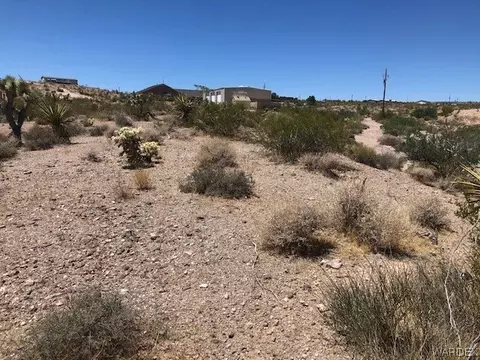1065 E Dellenbaugh Dr, Meadview, AZ 86444 photo 3