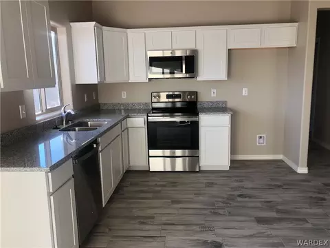 2330 Marlene, Kingman, AZ 86401 photo 3