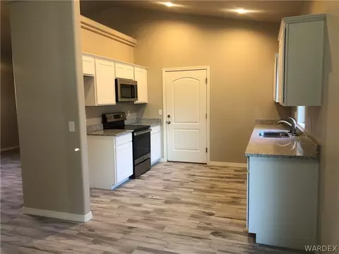 2322 Marlene, Kingman, AZ 86401 photo 5