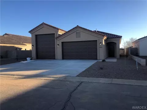 3332 E Rusty Spur Ave, Kingman, AZ 86409 photo 1