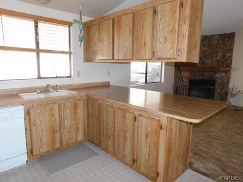780 E Kanab Ln, Meadview, AZ 86444 photo 22
