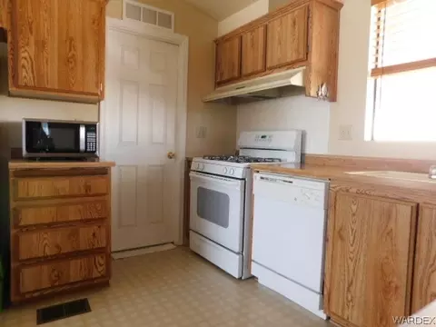 780 E Kanab Ln, Meadview, AZ 86444 photo 20
