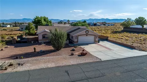 7563 E Burro Dr, Kingman, AZ 86401 photo 1
