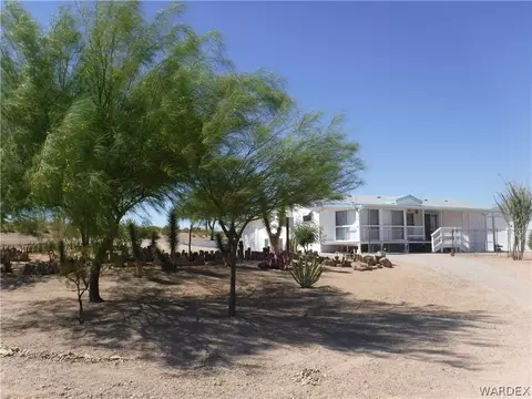 1175 E Dorado Dr, Meadview, AZ 86444 photo 2