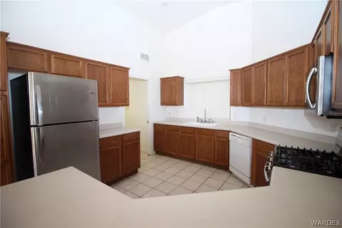 3914 E Packard Ave, Kingman, AZ 86409 photo 8