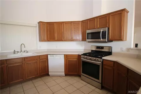 3914 E Packard Ave, Kingman, AZ 86409 photo 9