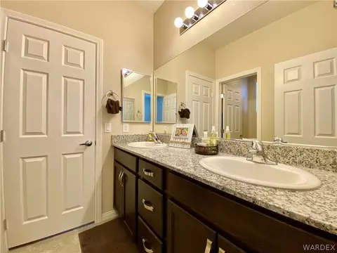 2582 Monroe Manor Pl, Laughlin, NV 89029 photo 34