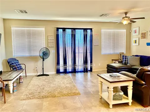 2582 Monroe Manor Pl, Laughlin, NV 89029 photo 5