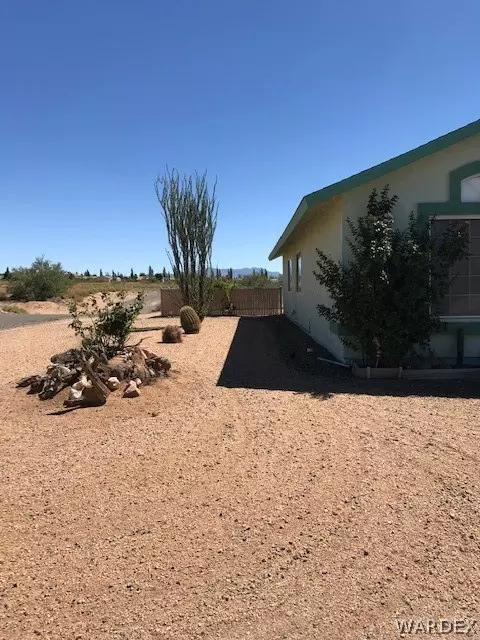 7348 E Dome Rock Dr, Kingman, AZ 86401 photo 3