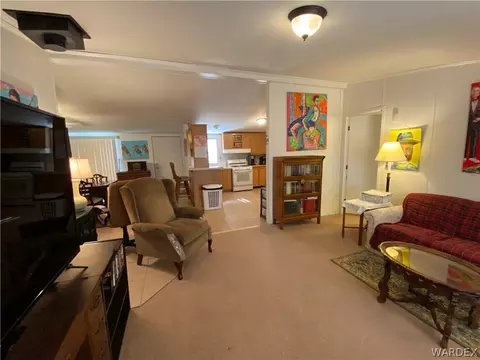 555 E Beverly Ave, Kingman, AZ 86409 photo 7