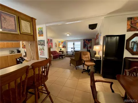 555 E Beverly Ave, Kingman, AZ 86409 photo 5