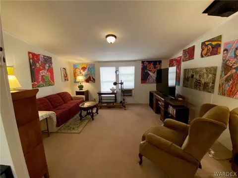555 E Beverly Ave, Kingman, AZ 86409 photo 6