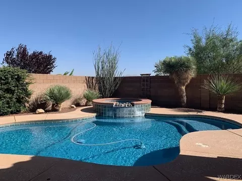 1614 E Blue Flame St, Kingman, AZ 86409 photo 3