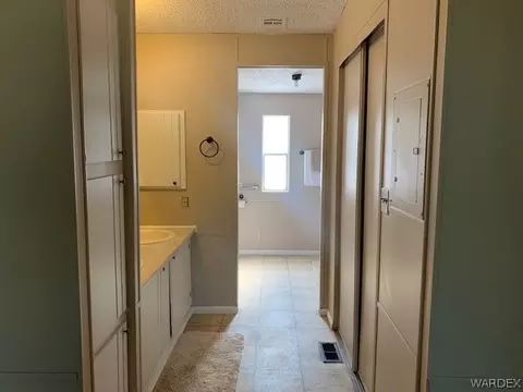 2380 E Suffock Ave, Kingman, AZ 86409 photo 17