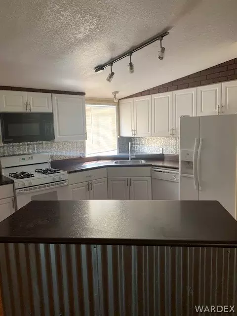 2380 E Suffock Ave, Kingman, AZ 86409 photo 11