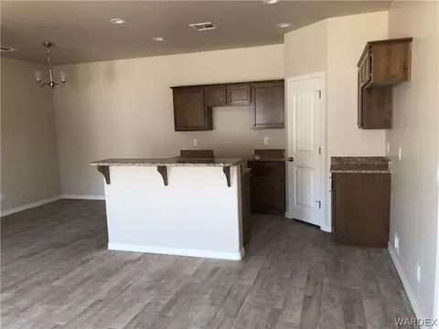933 Sheldon Ave, Kingman, AZ 86409 photo 2